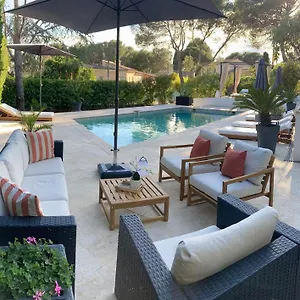 A L'etage Avec Piscine Proche Bord De Hébergement de vacances Saint-Raphaël