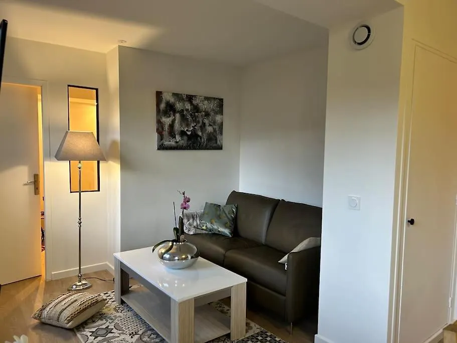 Appartement 3 Chambres A Annecy Dans Maison Pour 2 A 8 Personnes